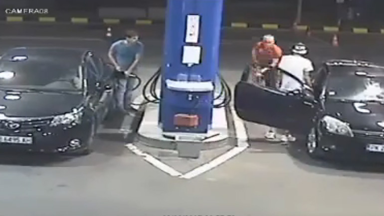 Σε πρατήριο δεν πάμε ποτέ με τσιγάρο!